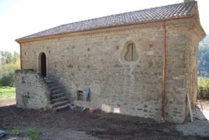 Complesso-strutturale-delleremo-di-Santa-Maria-dei-Fraticelli-in-evidenza-lantica-casa-del-custode
