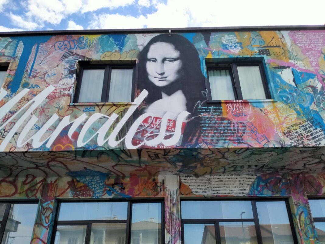 L'hotel che è un'opera di street art: a Verona c'è Muraless