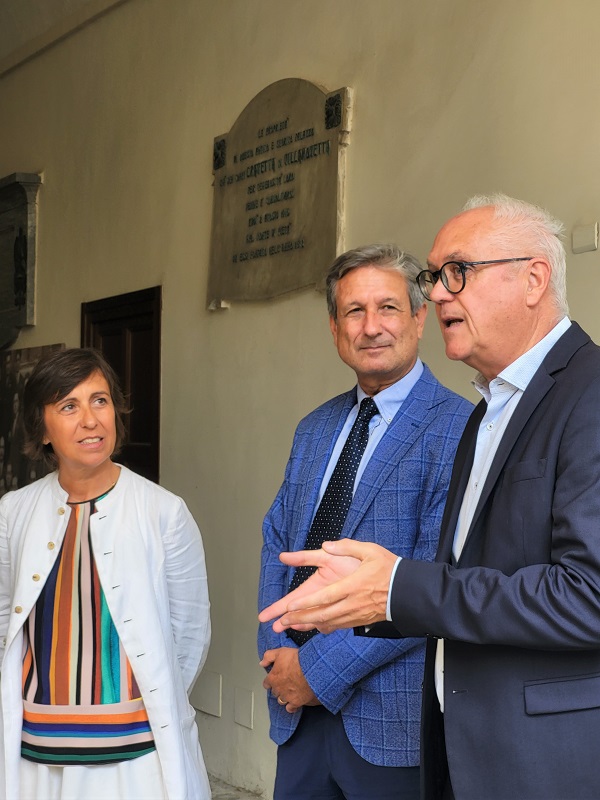 Da sinistra: Chiara Massimello, il sindaco Antonello Portera e l'assessore Roberto Giorsino. Credits Andrea Di Bella